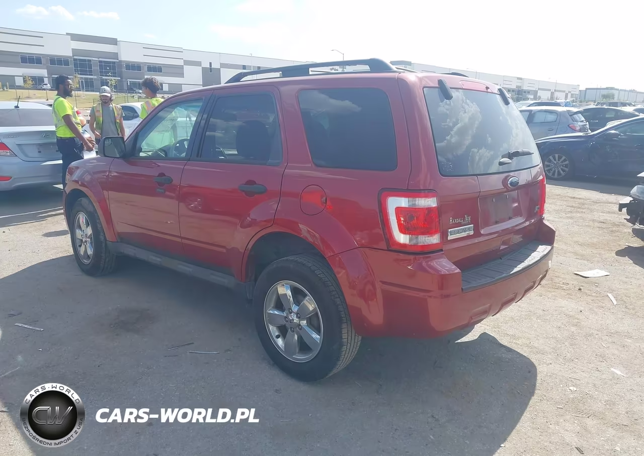 2012 Ford Escape Xlt VIN:1FMCU0DG1CKB30740 - 3