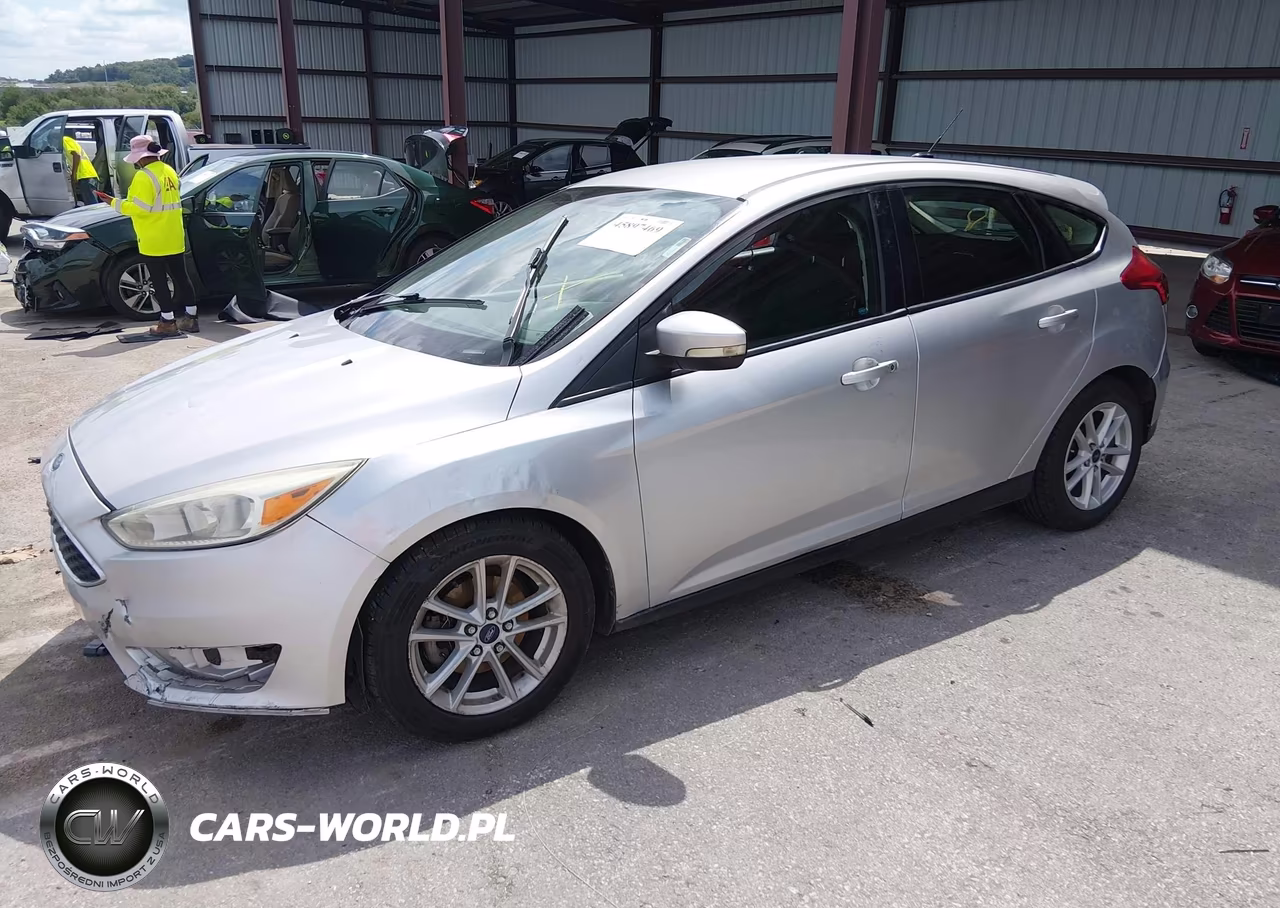 2017 Ford Focus Se VIN:1FADP3K23HL284348 - 2