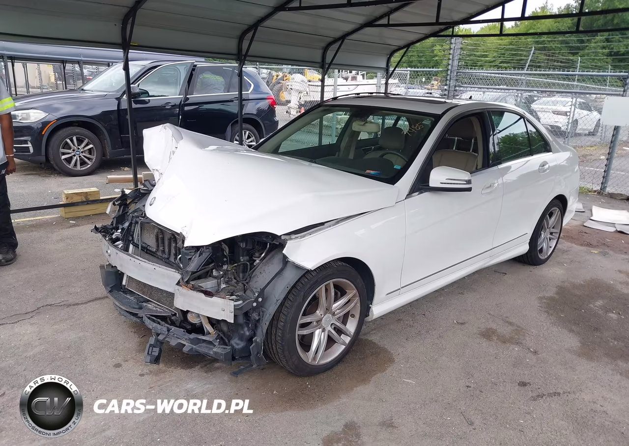 2014 Mercedes-Benz C 300 Sport 4Matic VIN:WDDGF8AB9EG171796 - 2