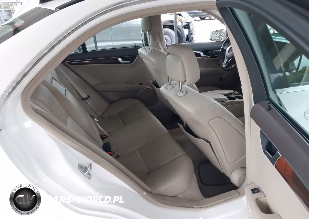 2014 Mercedes-Benz C 300 Sport 4Matic VIN:WDDGF8AB9EG171796 - 8