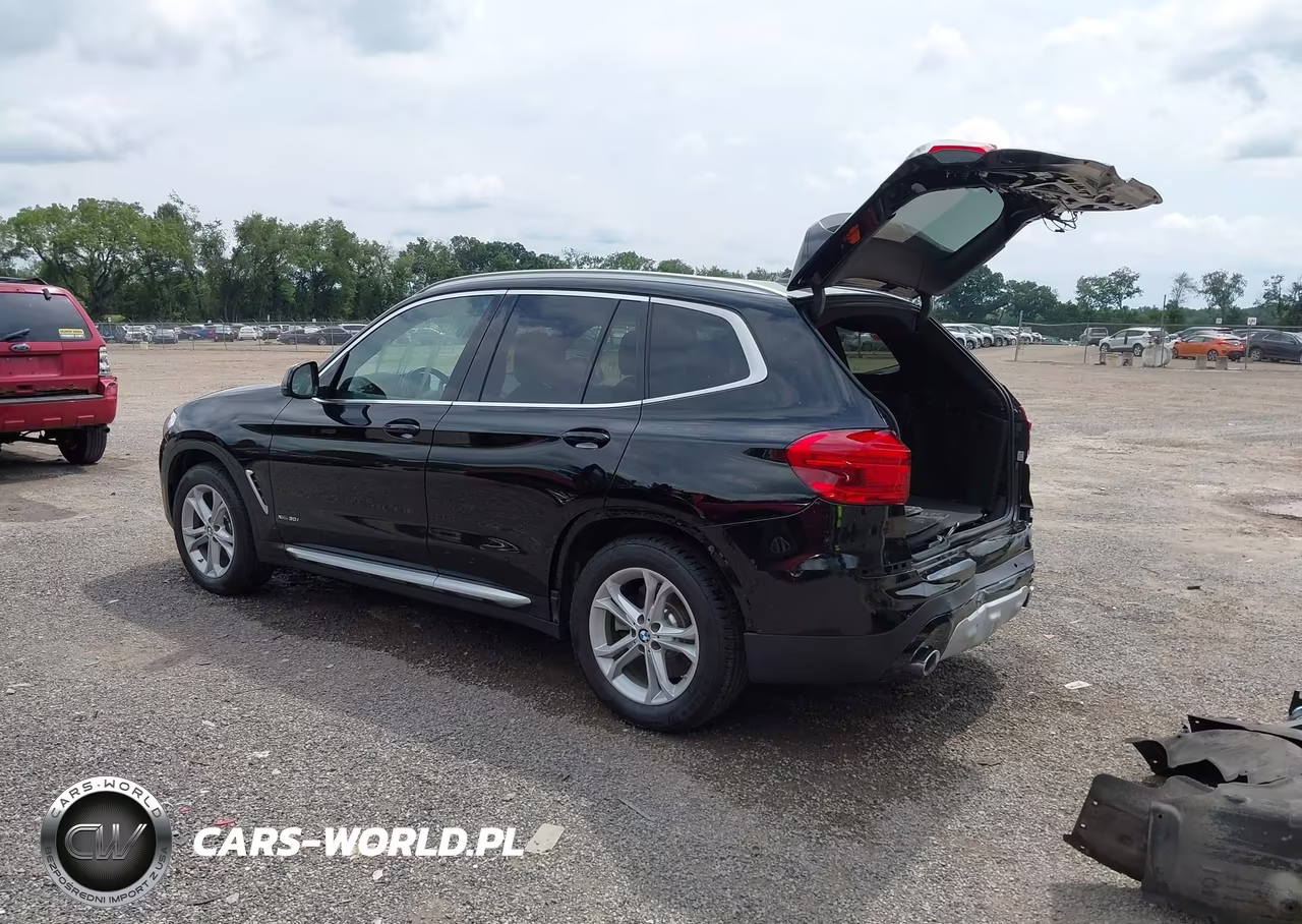 2018 BMW X3 xDrive30I VIN:5UXTR9C59JLD63395 - 3