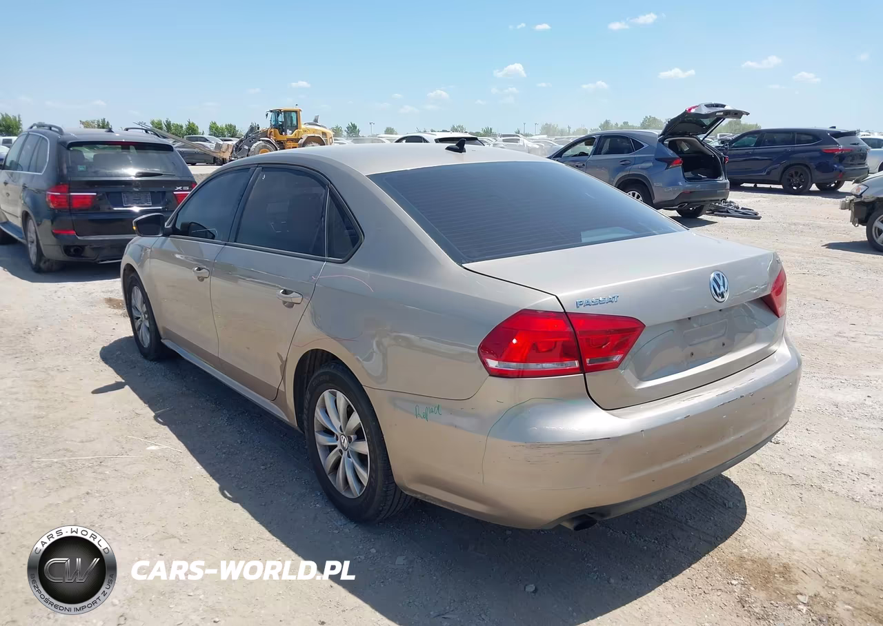 2015 Volkswagen Passat 1.8T Wolfsburg Edition VIN:1VWAS7A36FC011203 - 3