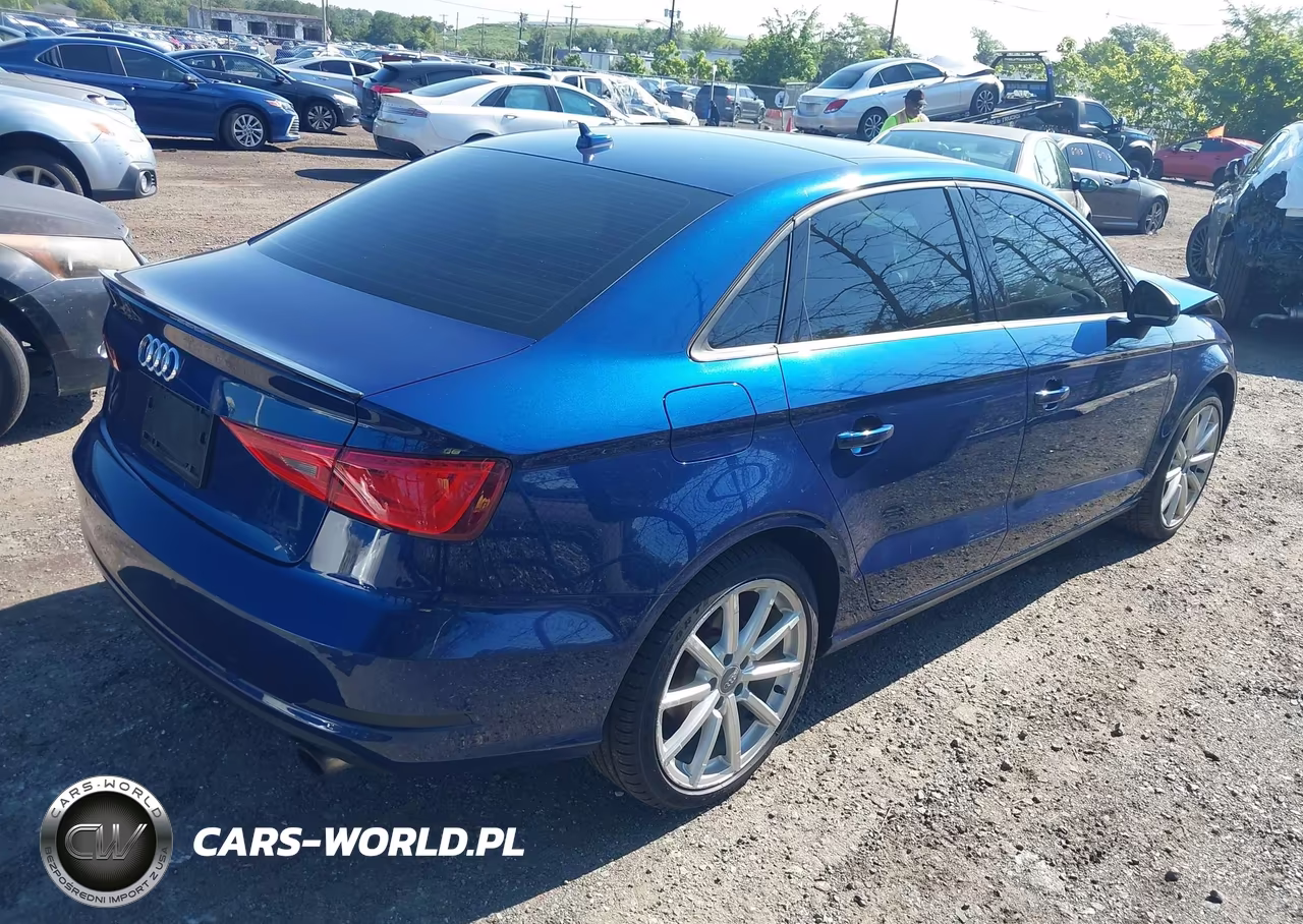 2016 Audi A3 2.0T Premium VIN:WAUB8GFF1G1014352 - 4