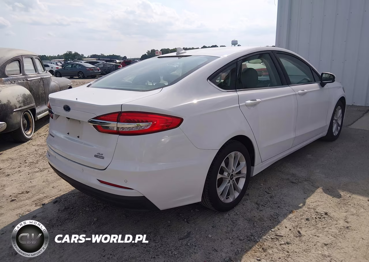 2020 Ford Fusion Hybrid Se VIN:3FA6P0LUXLR244995 - 4