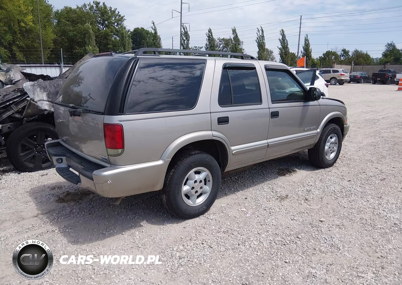 2005 Chevrolet Blazer Ls VIN:1GNDT13X85K105377 - 4