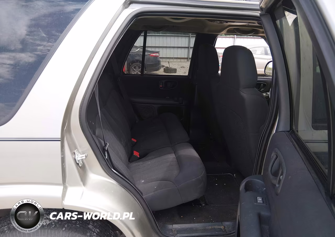 2005 Chevrolet Blazer Ls VIN:1GNDT13X85K105377 - 8
