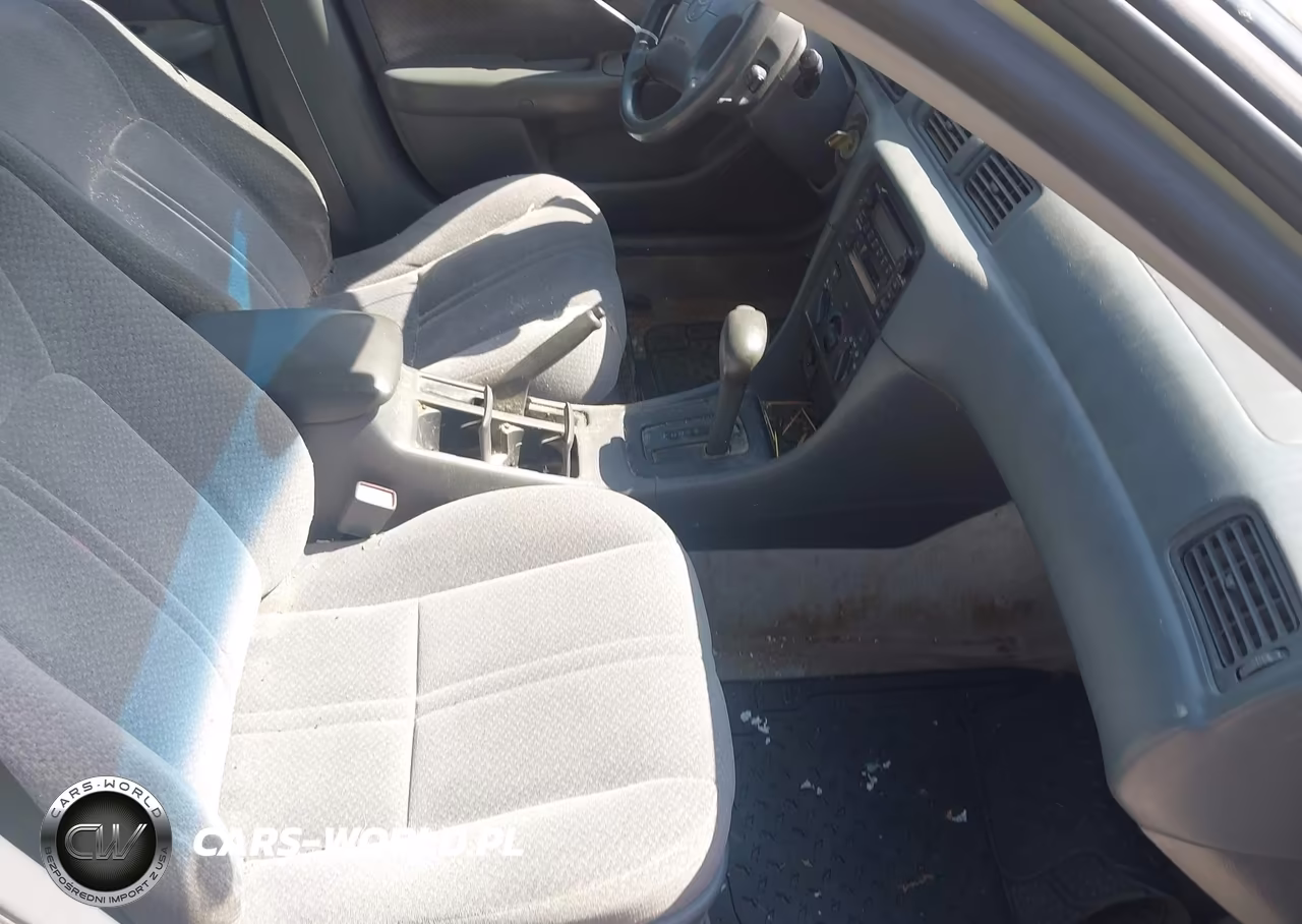 2000 Toyota Camry Le VIN:4T1BG22K1YU695782 - 5