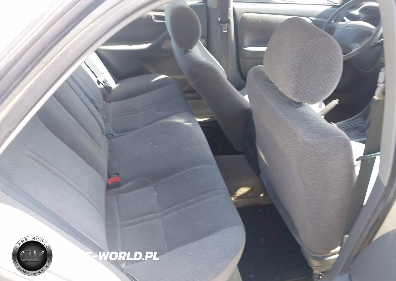 2000 Toyota Camry Le VIN:4T1BG22K1YU695782 - 8