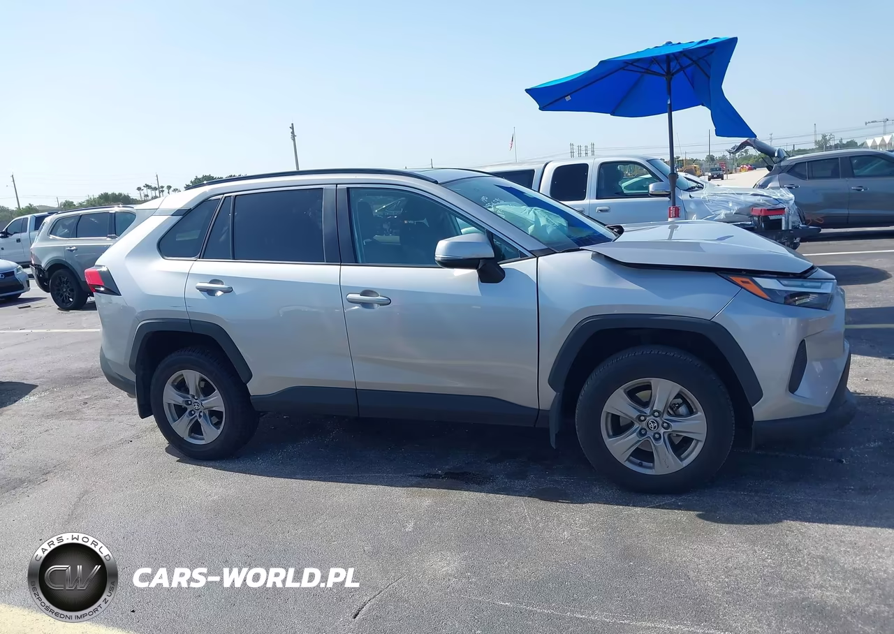 2025 Toyota Rav4 Xle VIN:2T3W1RFV0SC306596 - 14