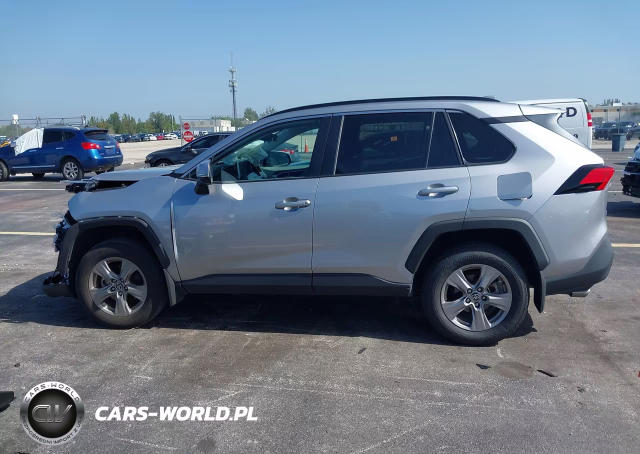 2025 Toyota Rav4 Xle VIN:2T3W1RFV0SC306596 - 15