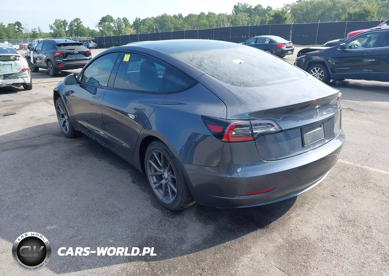 2021 Tesla Model 3 Standard Range Plus Rear-Wheel Drive VIN:5YJ3E1EA4MF859380 - 3