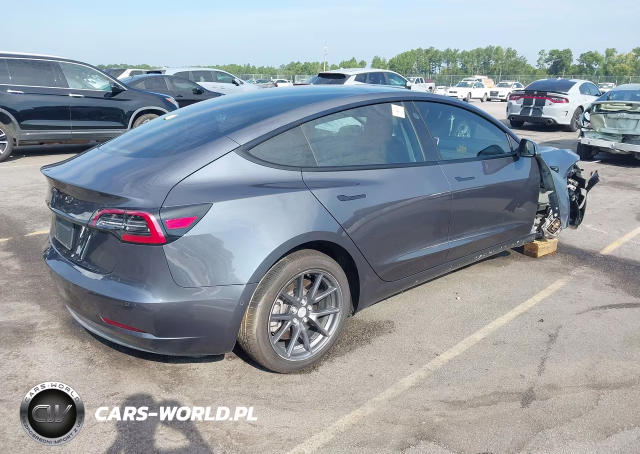 2021 Tesla Model 3 Standard Range Plus Rear-Wheel Drive VIN:5YJ3E1EA4MF859380 - 4