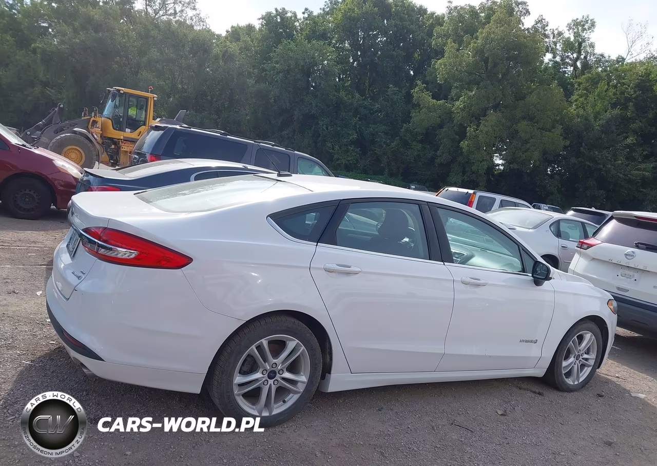 2018 Ford Fusion Hybrid Se VIN:3FA6P0LU1JR209355 - 13