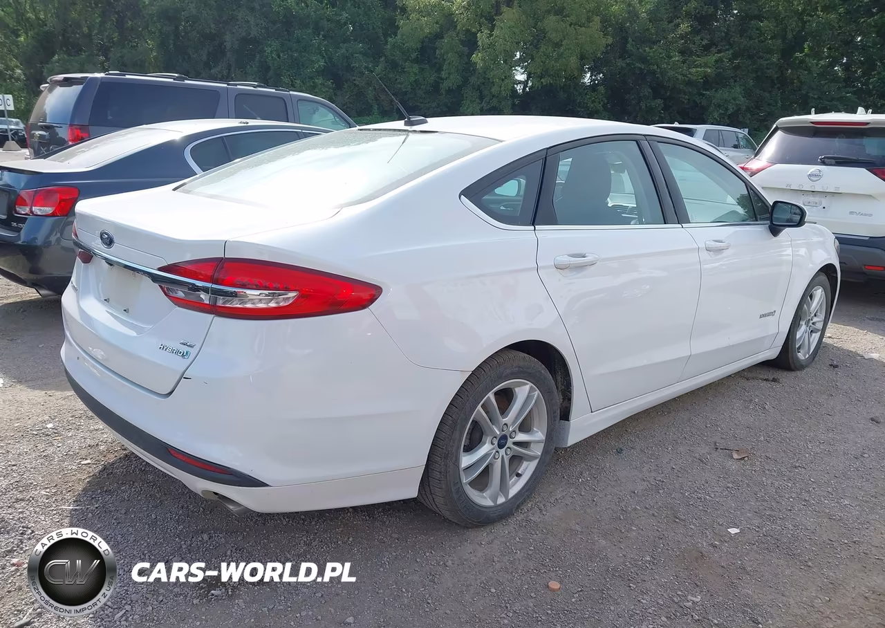 2018 Ford Fusion Hybrid Se VIN:3FA6P0LU1JR209355 - 4