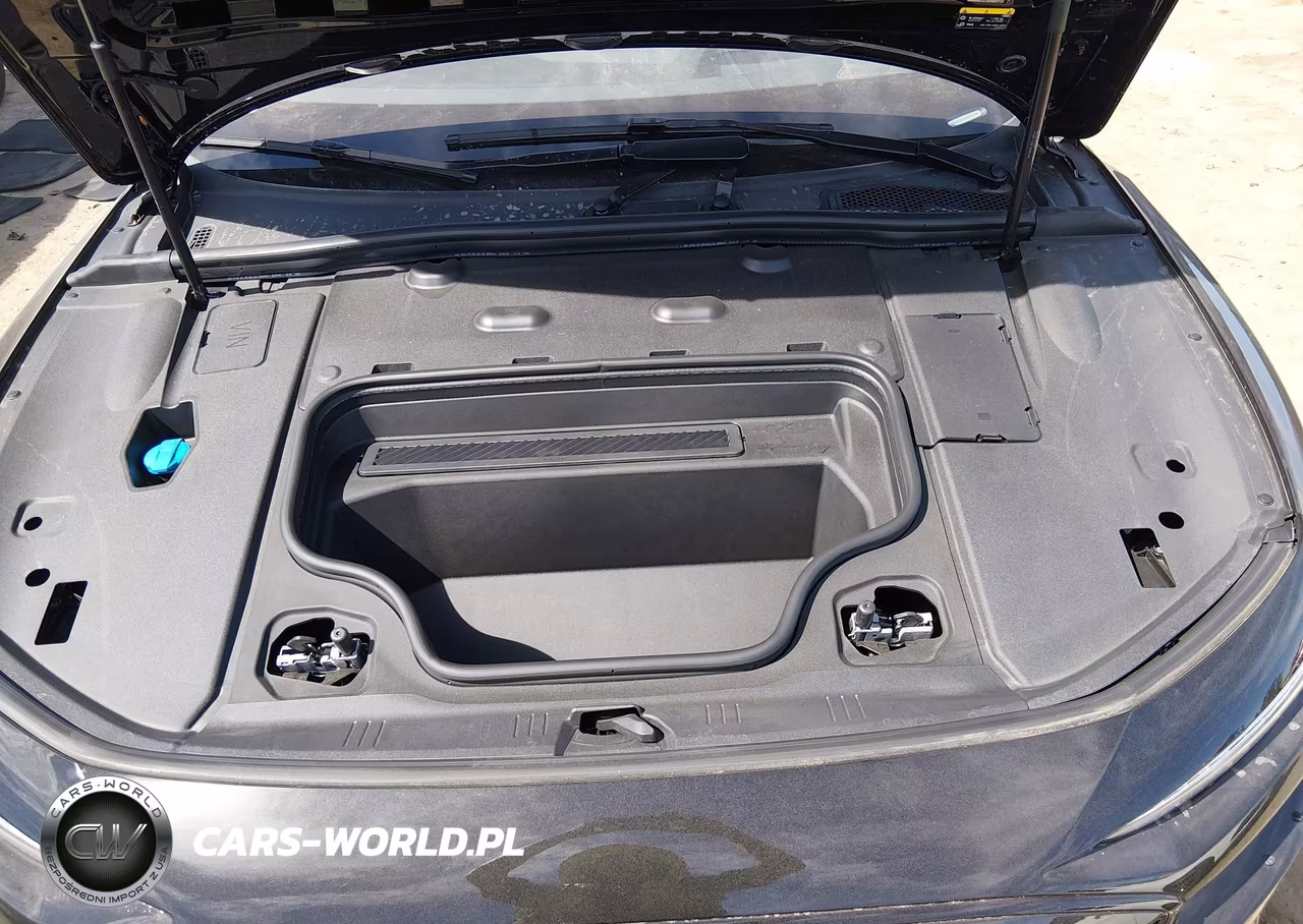 2025 Audi A6 E-Tron Premium Plus VIN:WAU2DAGH5SA023184 - 10