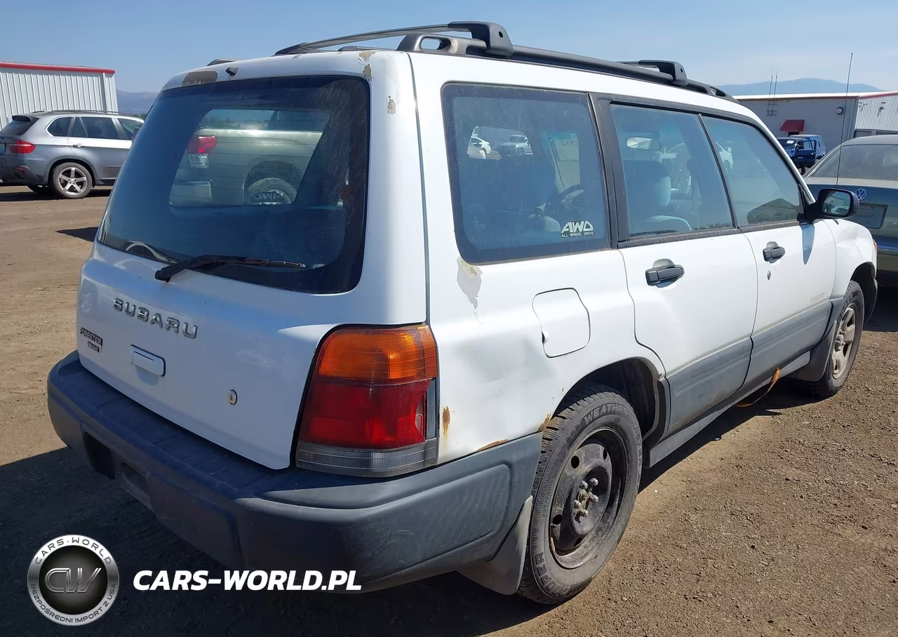 1999 Subaru Forester L VIN:JF1SF6350XH718215 - 13