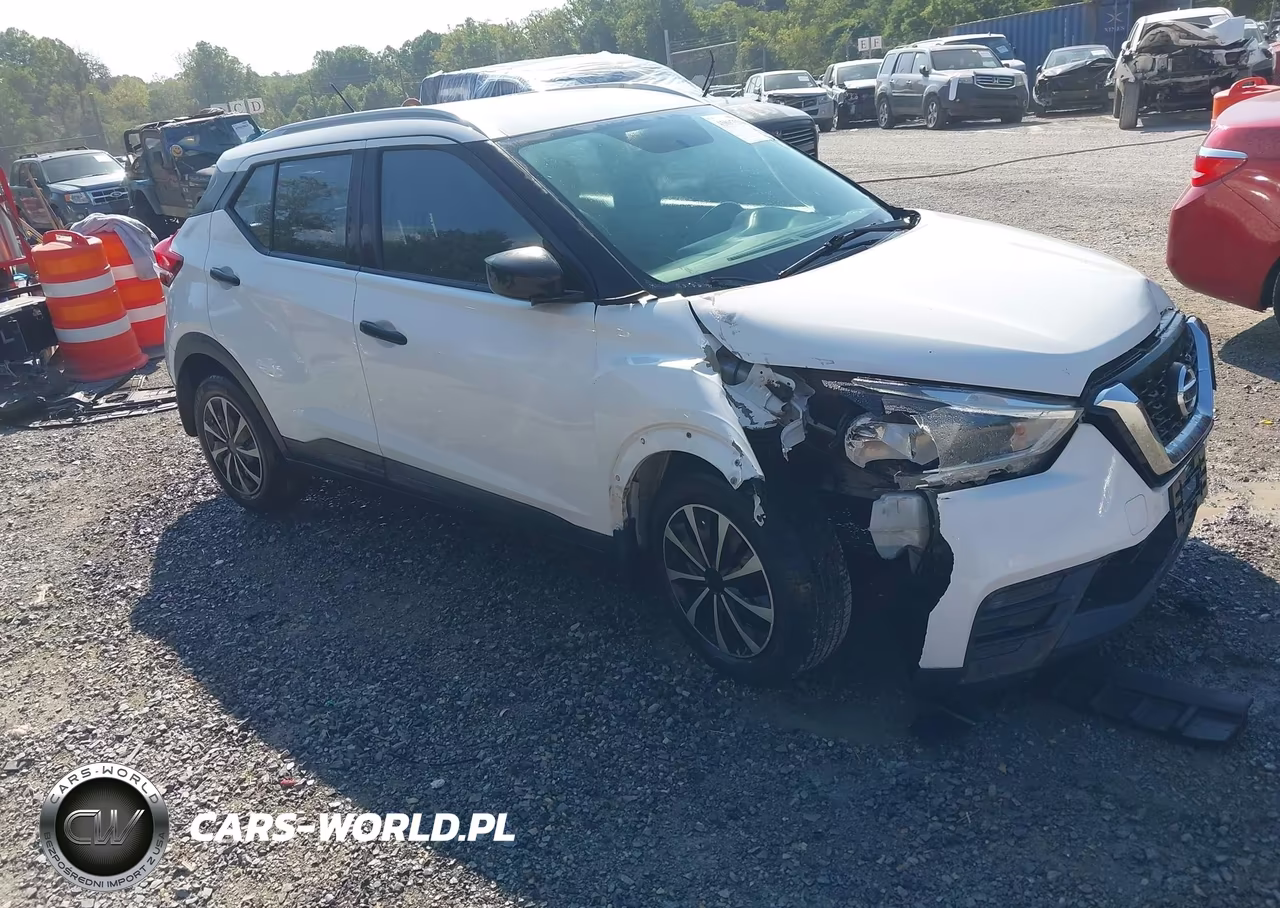 2018 Nissan Kicks S