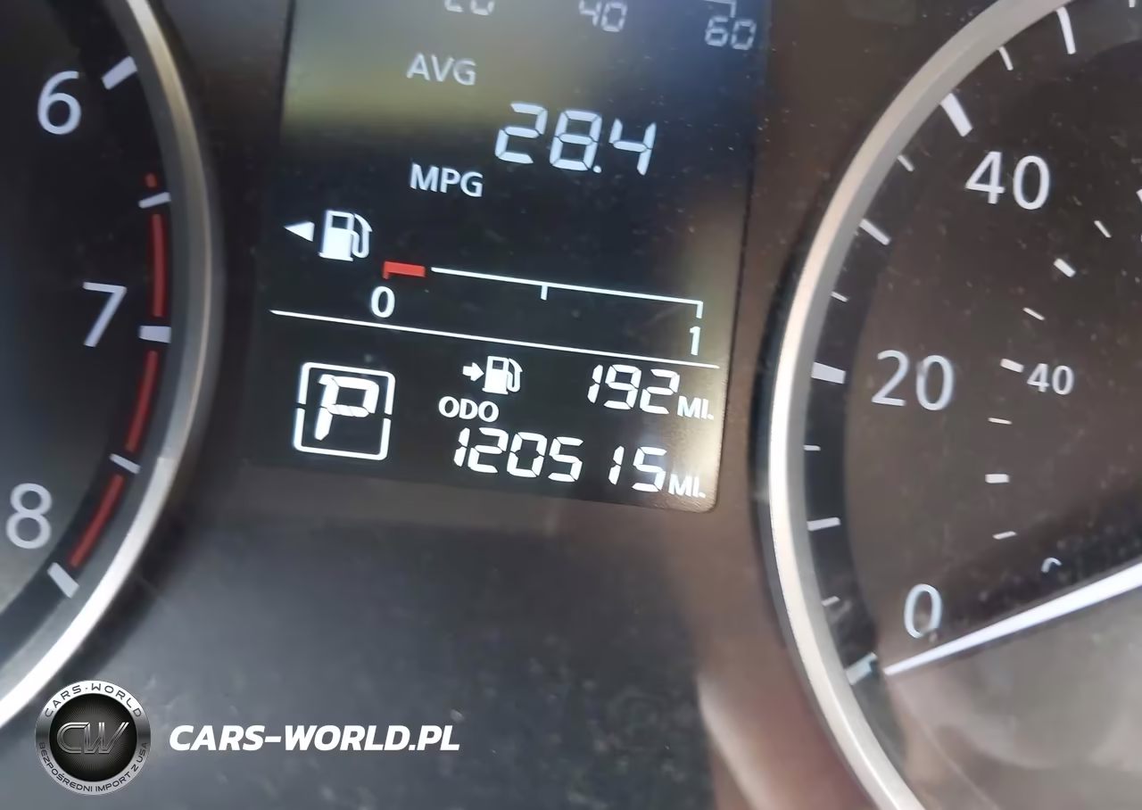 2018 Nissan Kicks S VIN:3N1CP5CU5JL542982 - 15