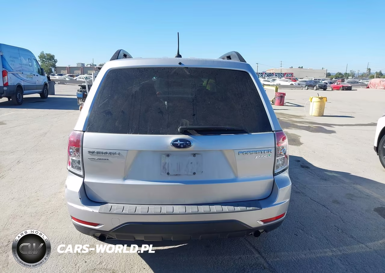 2011 Subaru Forester 2.5X Premium VIN:JF2SHADC9BH712766 - 16