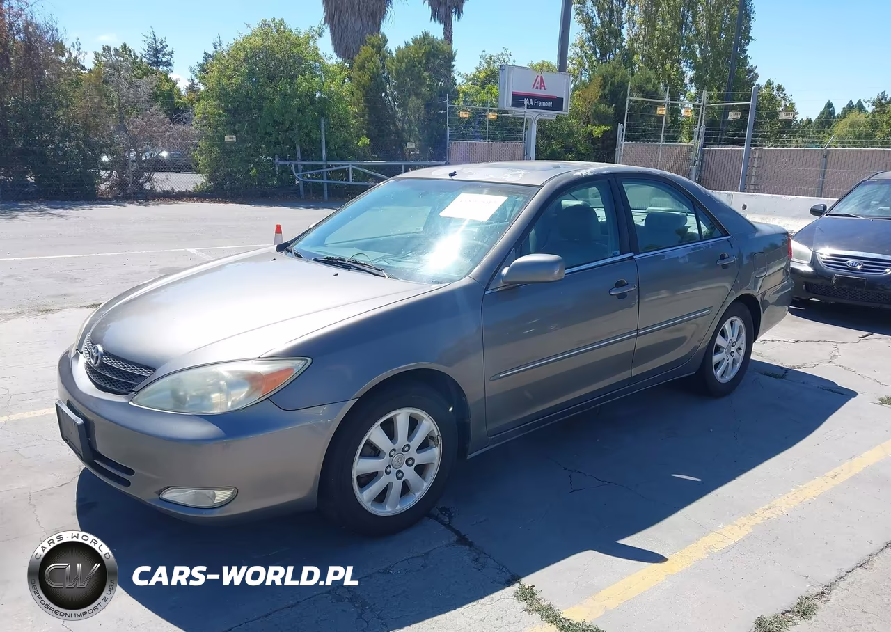 2003 Toyota Camry Xle VIN:4T1BE30K53U746675 - 2