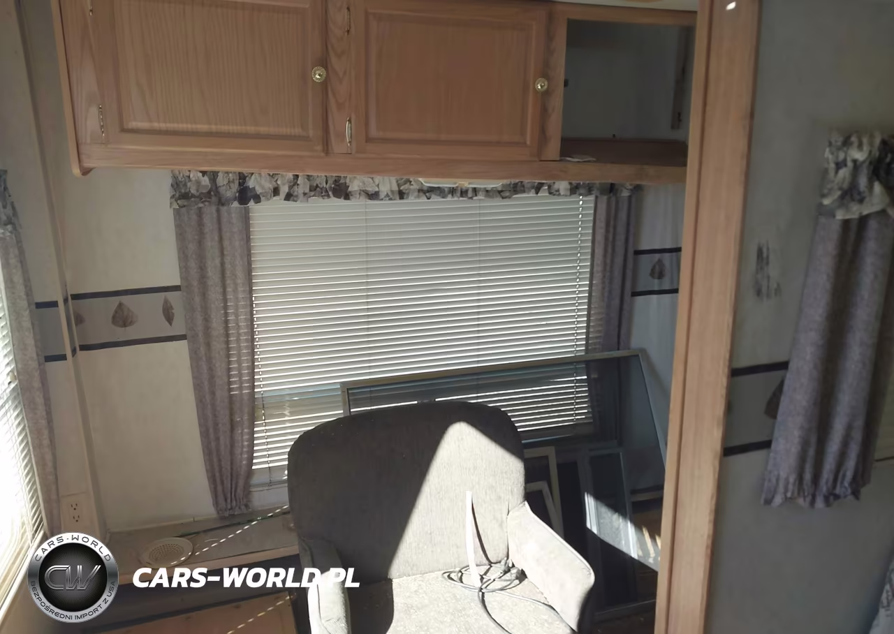 2001 Fleetwood Prowler 28 5S VIN:1ED2S272310921092 - 8