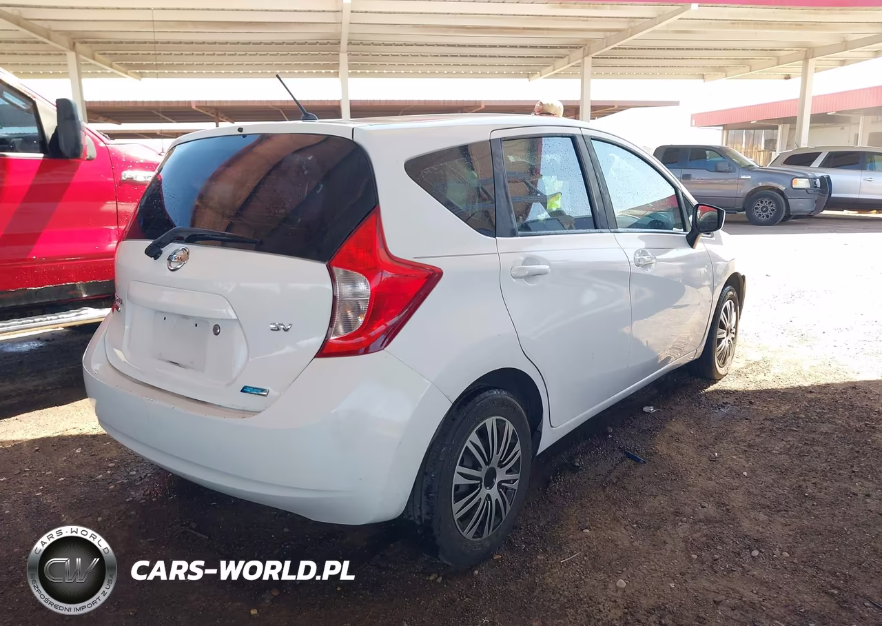 2015 Nissan Versa Note S Plus VIN:3N1CE2CPXFL432029 - 4