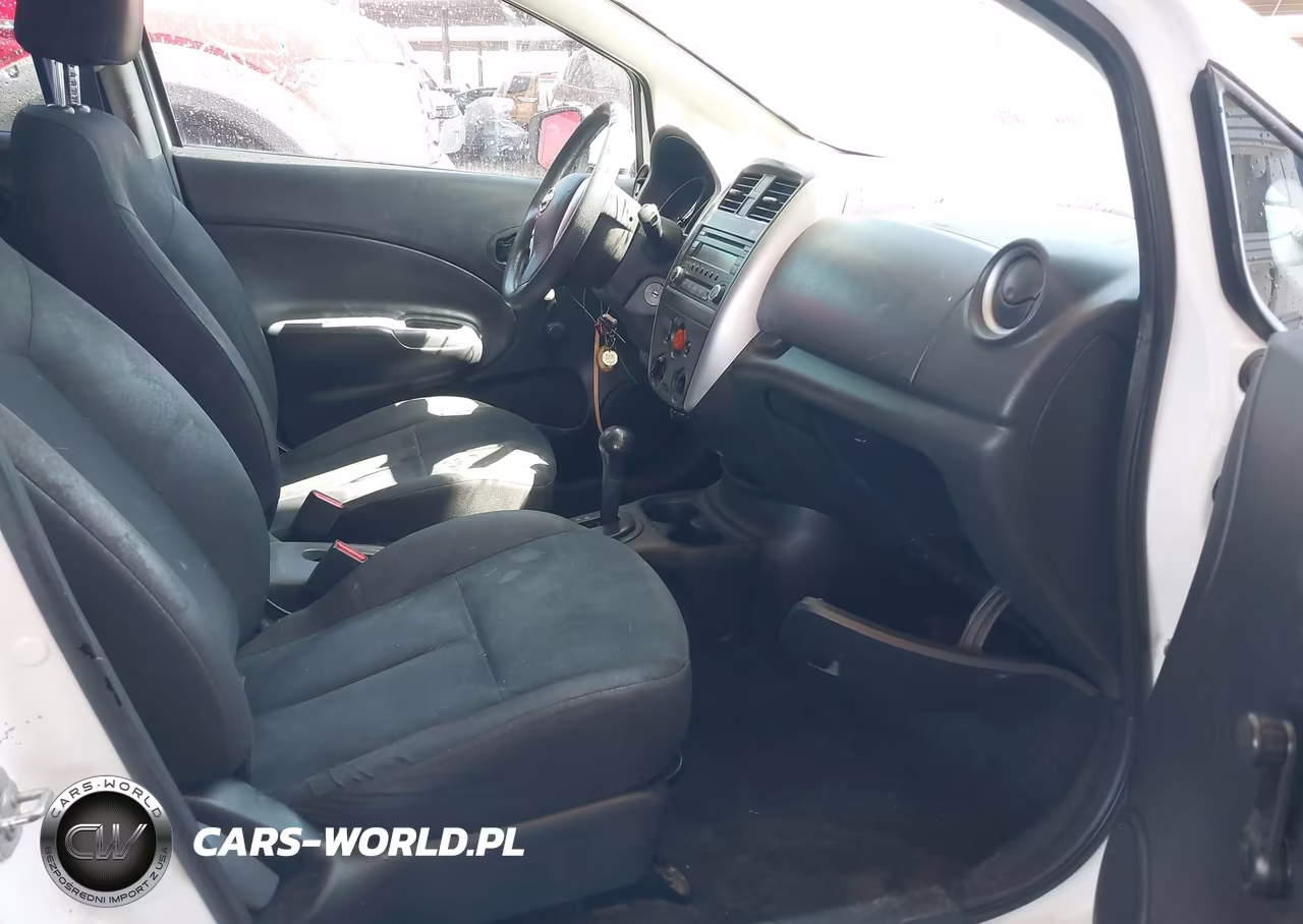 2015 Nissan Versa Note S Plus VIN:3N1CE2CPXFL432029 - 5