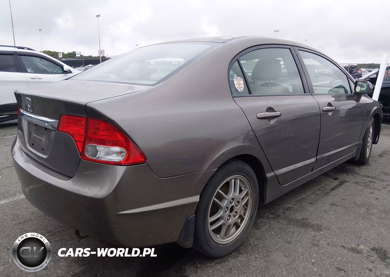 2010 Honda Civic Lx VIN:2HGFA1F57AH557941 - 4