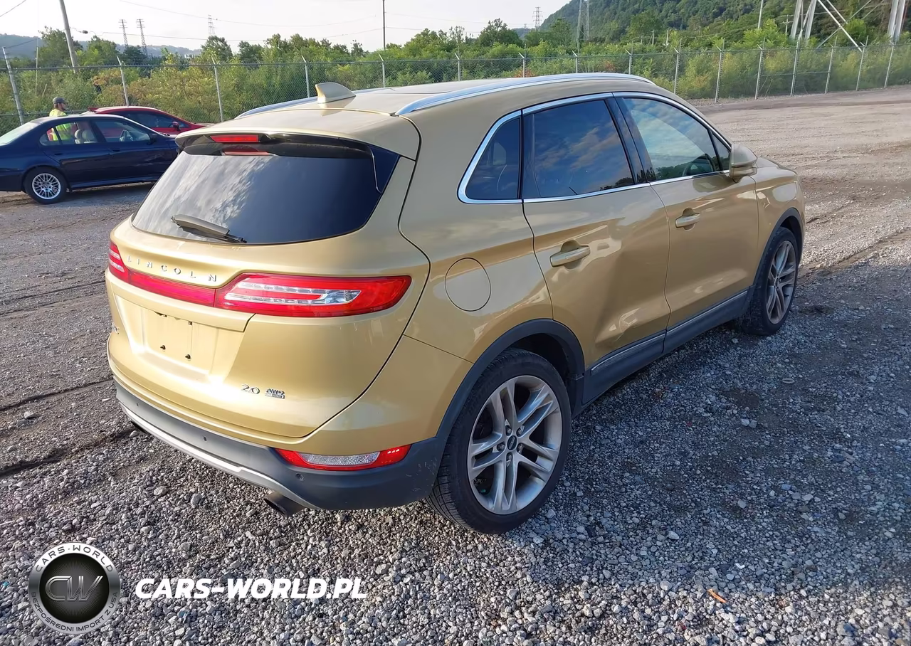2015 Lincoln Mkc VIN:5LMCJ2A99FUJ03480 - 4