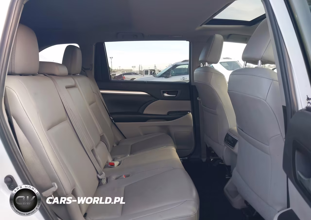 2019 Toyota Highlander Xle VIN:5TDJZRFH7KS608657 - 8
