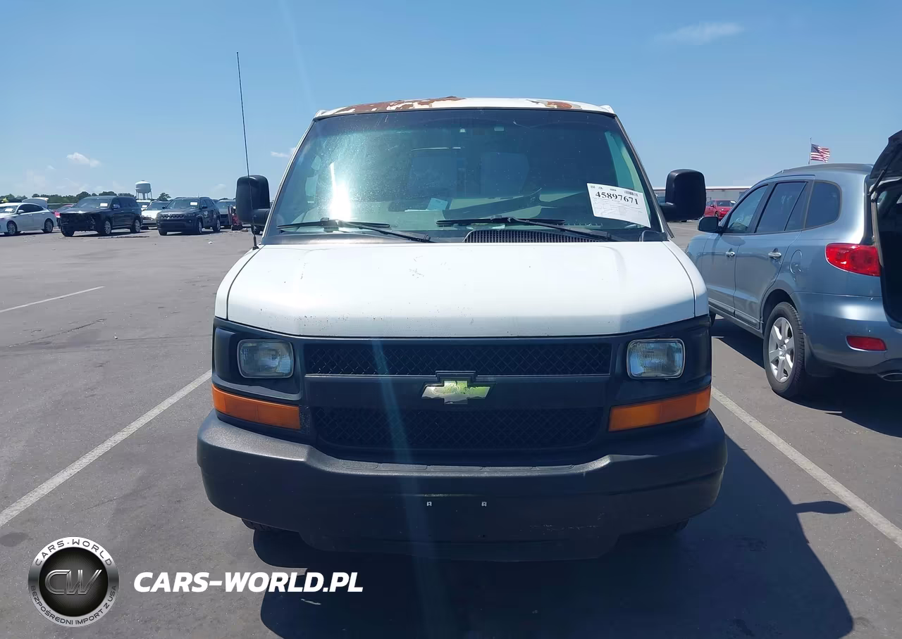2007 Chevrolet Express Cargo Van Work Van VIN:1GCHG35U571106931 - 13