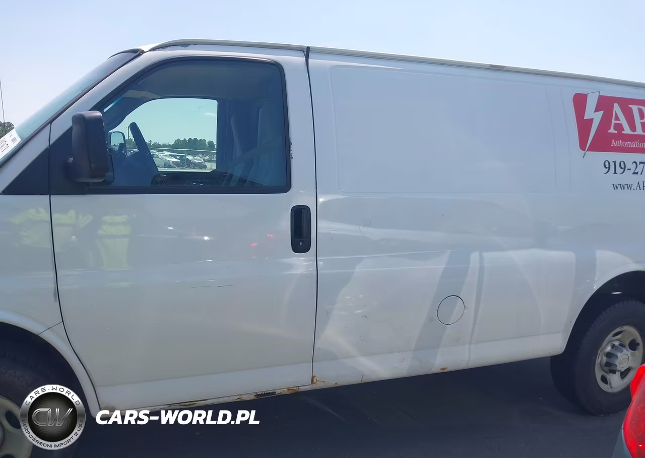 2007 Chevrolet Express Cargo Van Work Van VIN:1GCHG35U571106931 - 15