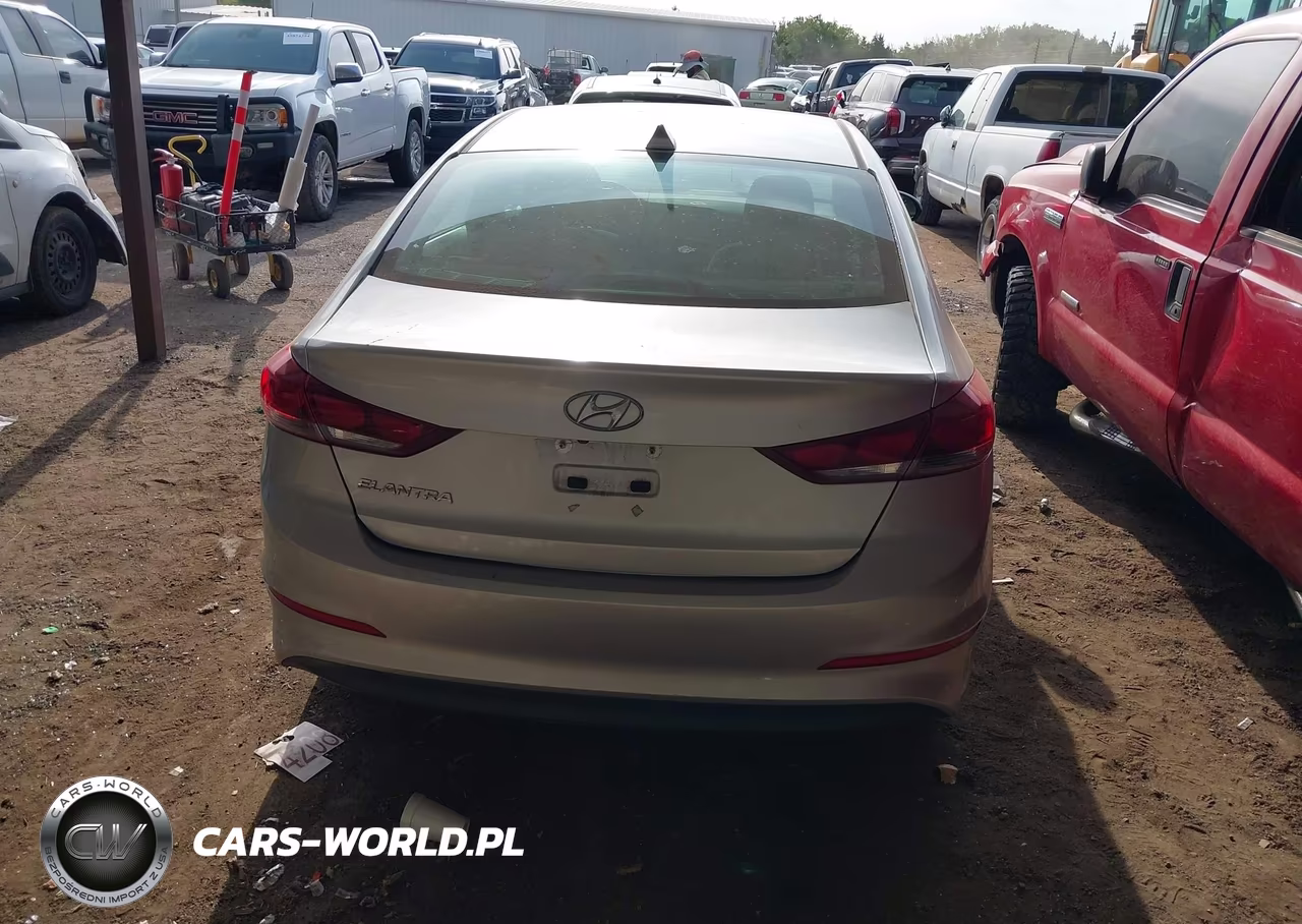 HYUNDAI ELANTRA SE VIN:5NPD84LF5JH257354 - 16