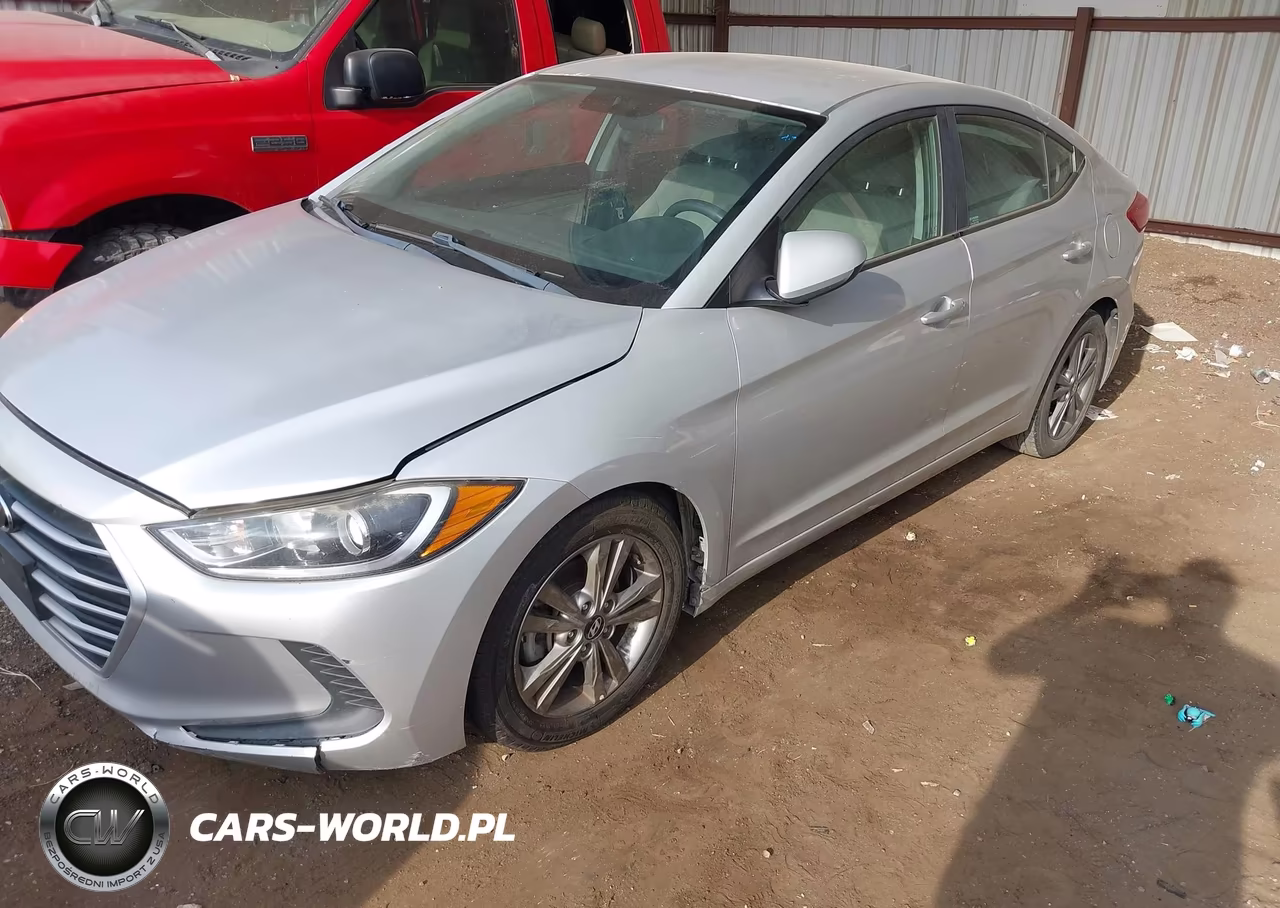 HYUNDAI ELANTRA SE VIN:5NPD84LF5JH257354 - 2
