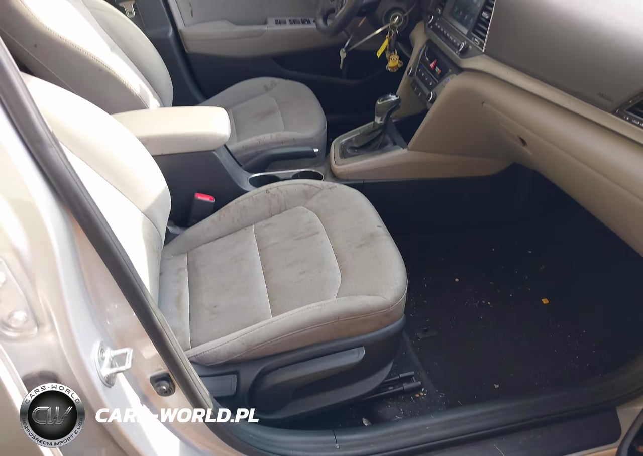 HYUNDAI ELANTRA SE VIN:5NPD84LF5JH257354 - 5