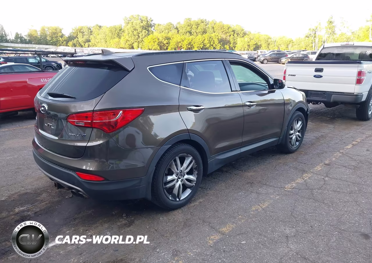 2013 Hyundai Santa Fe Sport 2.0T VIN:5XYZU3LA7DG045907 - 4
