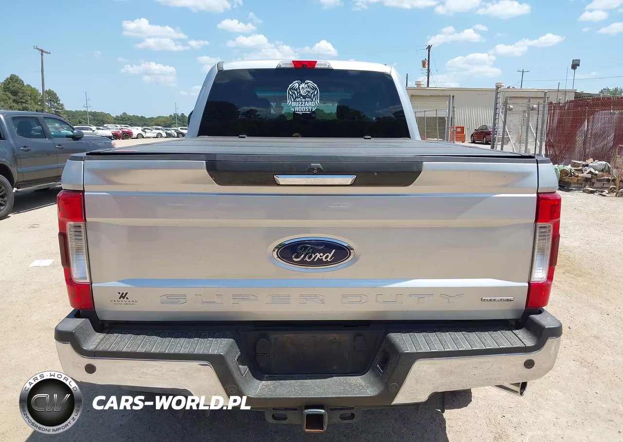 2017 Ford F-250 Xlt VIN:1FT7W2B69HEF42920 - 16