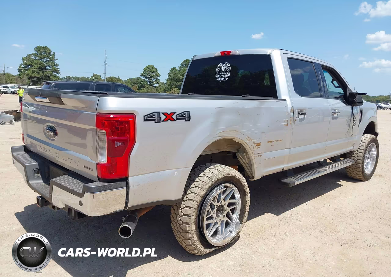 2017 Ford F-250 Xlt VIN:1FT7W2B69HEF42920 - 4