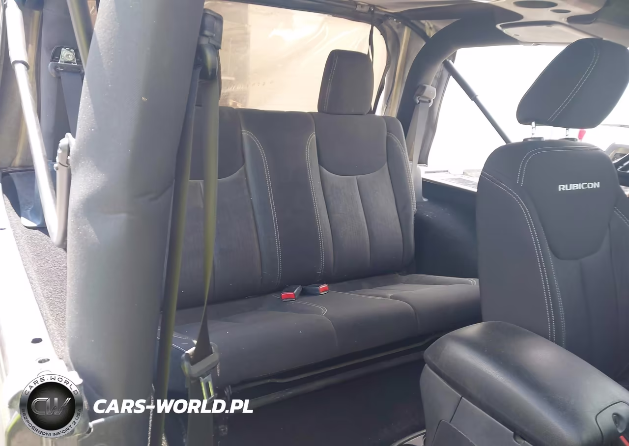 2016 Jeep Wrangler Rubicon VIN:1C4BJWCG7GL225798 - 8