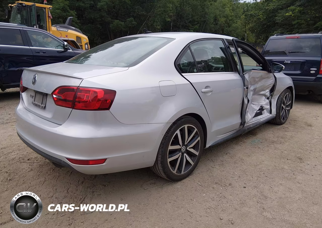 2013 Volkswagen Jetta Gli Autobahn W-Nav VIN:3VW4A7AJ7DM272267 - 4