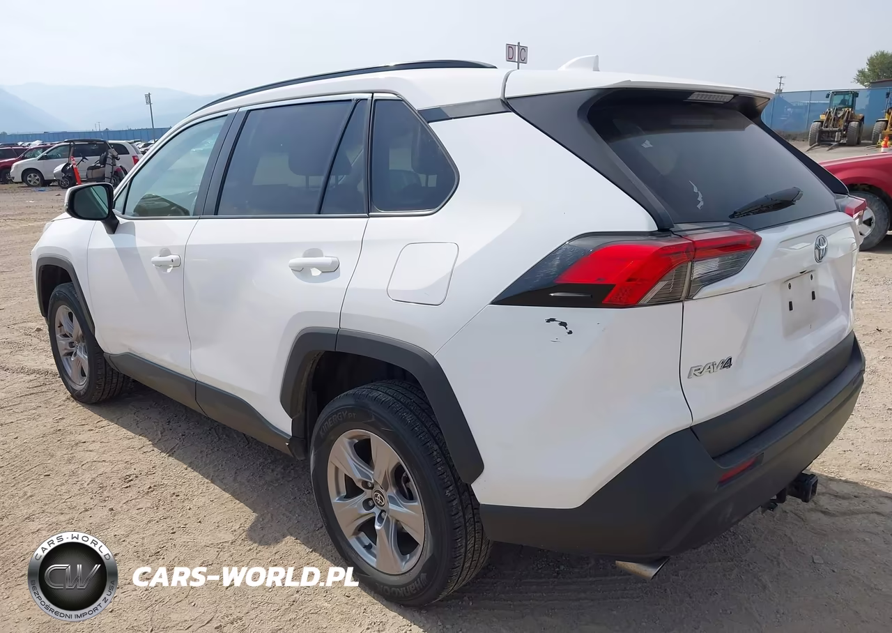 2022 Toyota Rav4 Xle VIN:2T3P1RFV0NC294894 - 3