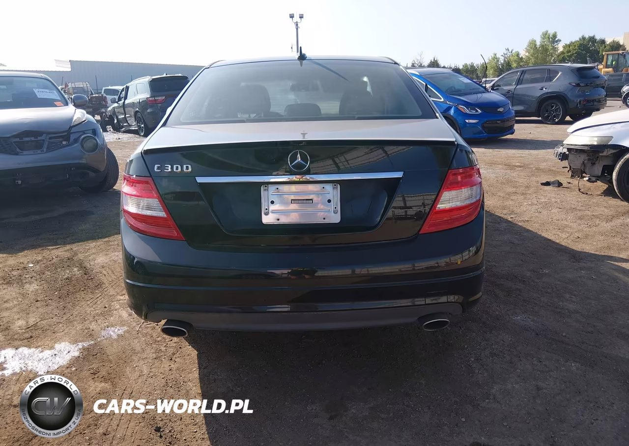 2010 Mercedes-Benz C 300 Sport VIN:WDDGF5EB6AR108713 - 16