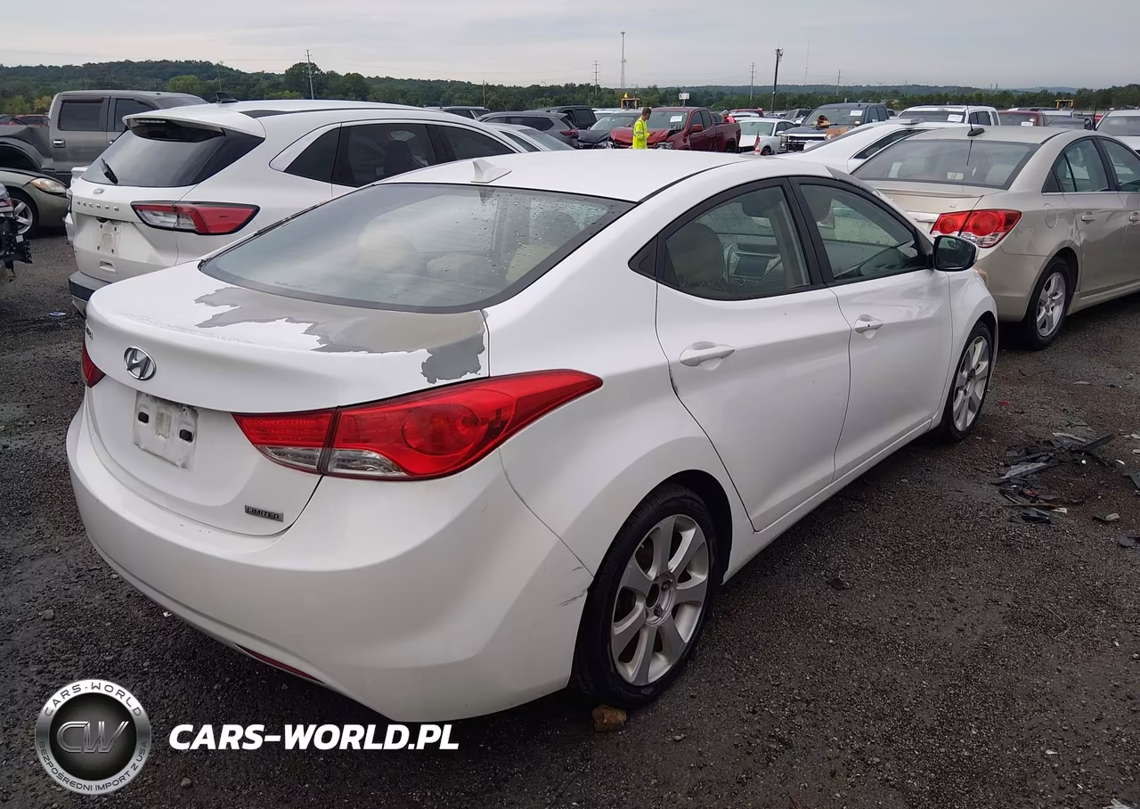 2013 Hyundai Elantra Limited VIN:5NPDH4AE2DH270271 - 4