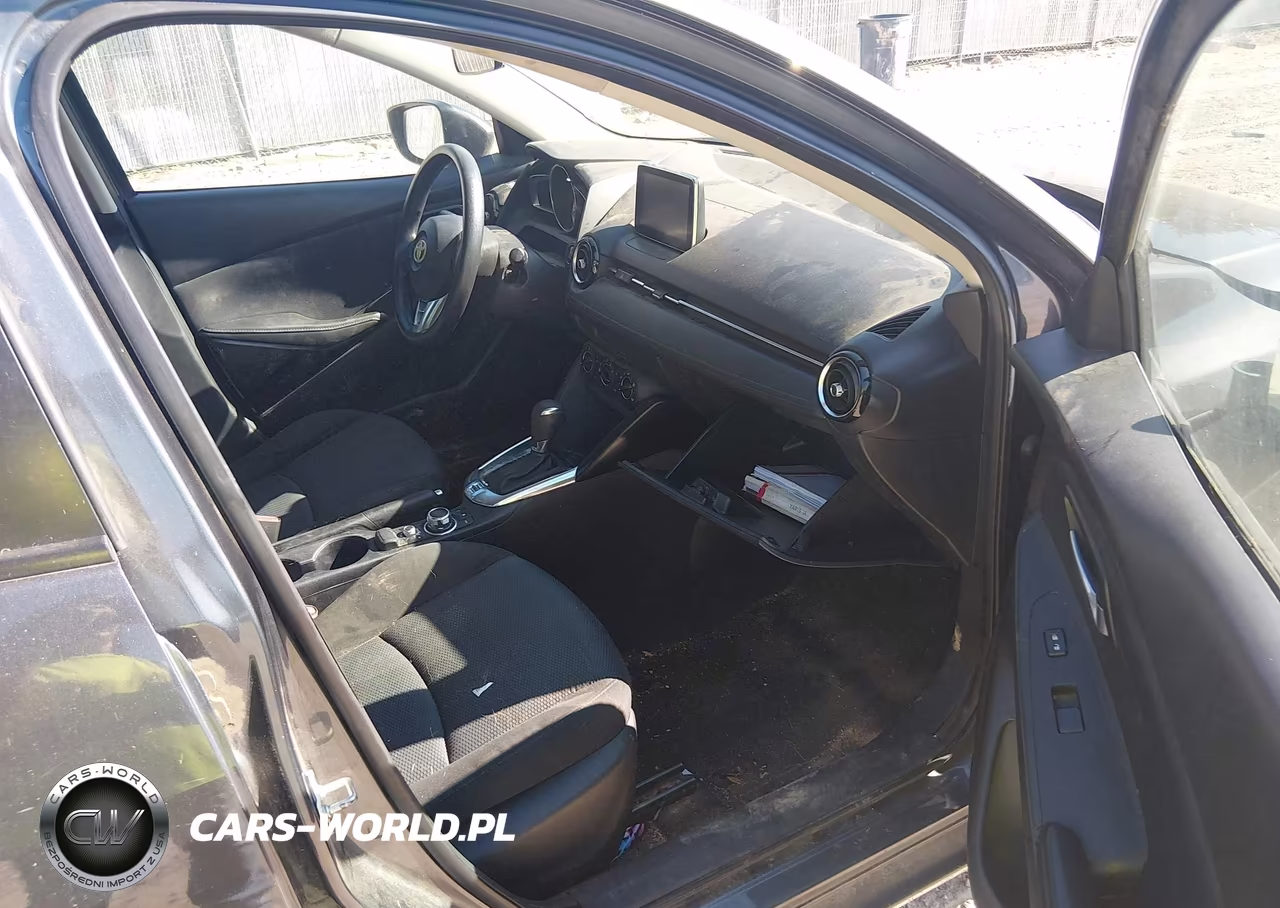 2017 Toyota Yaris Ia VIN:3MYDLBYV8HY176785 - 5