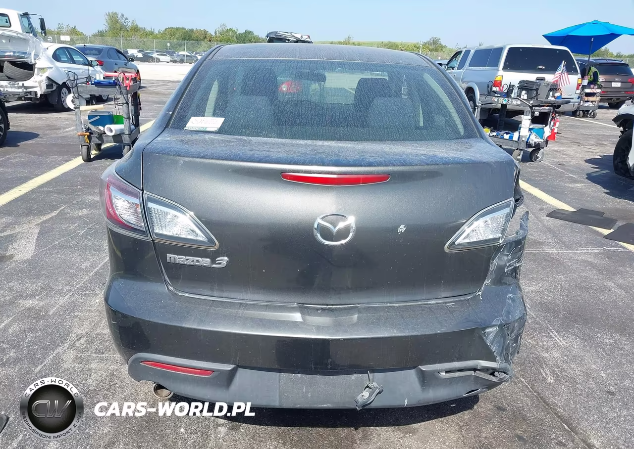 2011 Mazda Mazda3 I Touring VIN:JM1BL1VF8B1362125 - 16