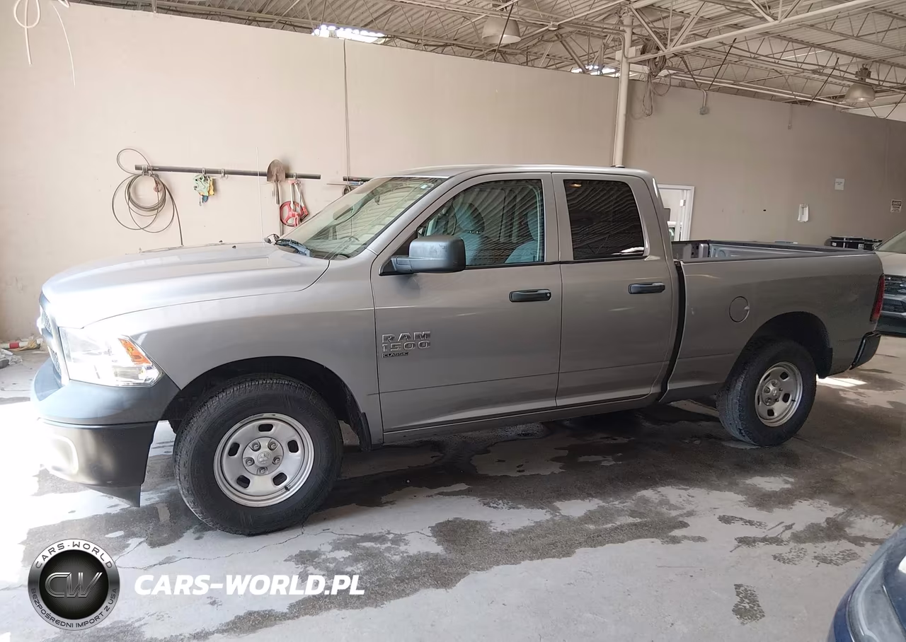 2019 Ram 1500 Classic Tradesman 4X2 6'4 Box VIN:1C6RR6FG7KS643738 - 16