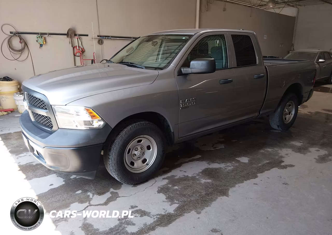 2019 Ram 1500 Classic Tradesman 4X2 6'4 Box VIN:1C6RR6FG7KS643738 - 2