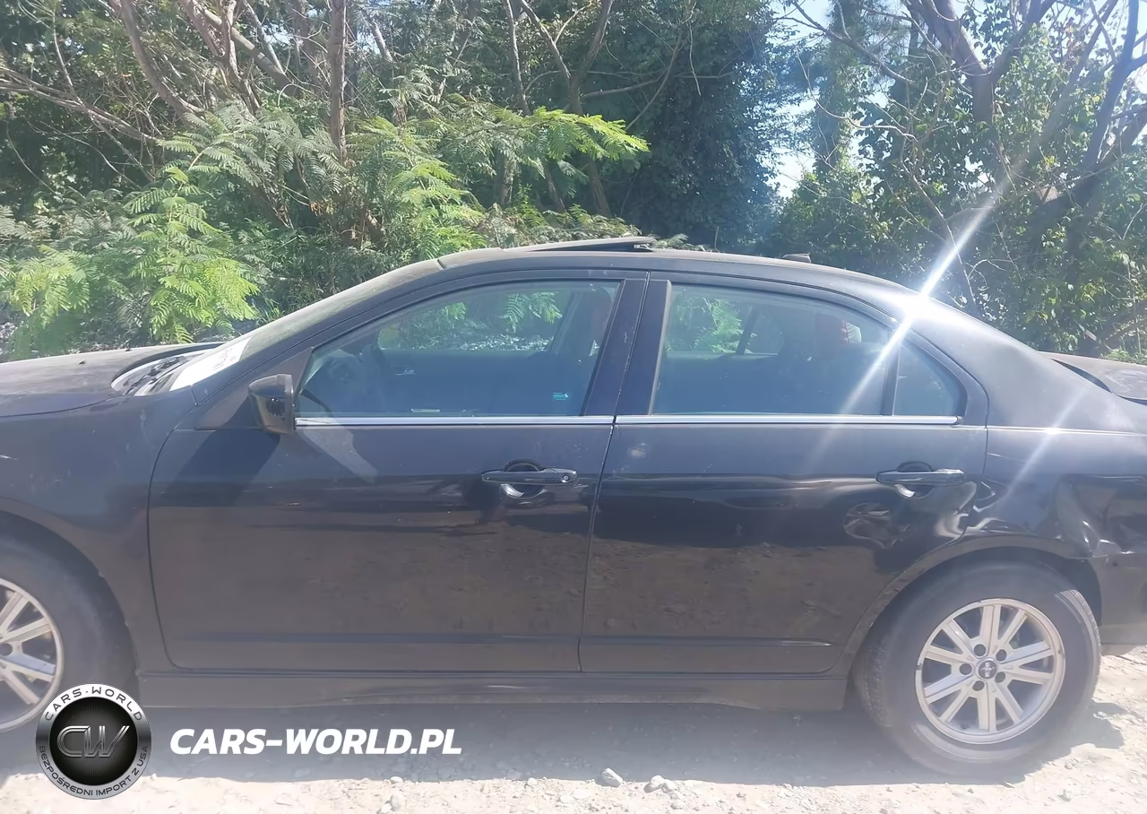 2012 Ford Fusion Sport VIN:3FAHP0KC2CR272324 - 14
