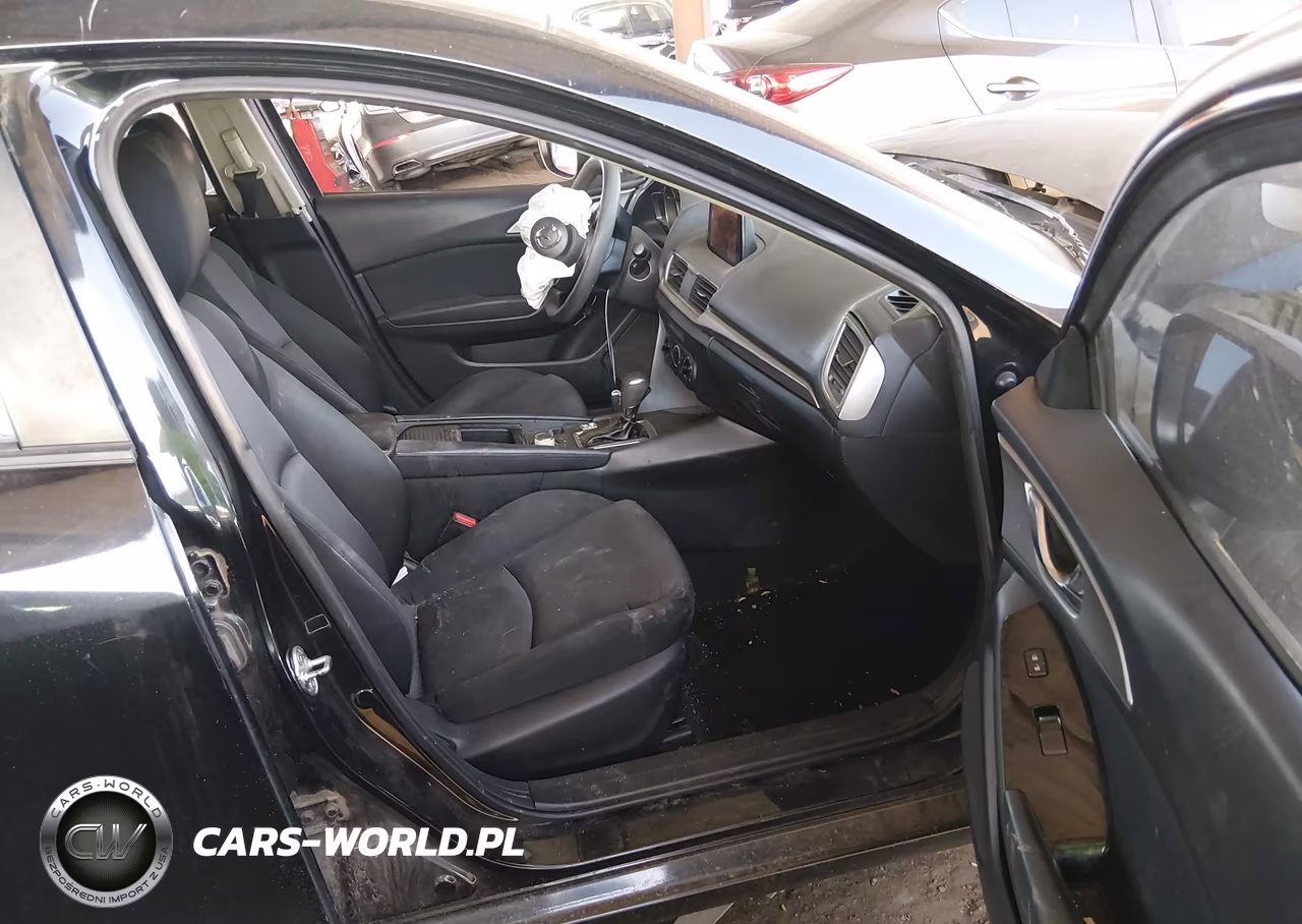 2018 Mazda Mazda3 Sport VIN:3MZBN1U72JM167446 - 5