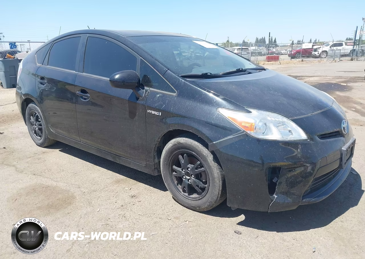 2013 Toyota Prius Two – zdjęcie 1 z 17